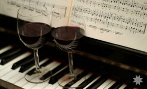 2e5b82_e64f1df09a5c4db6bb88752203e60b15